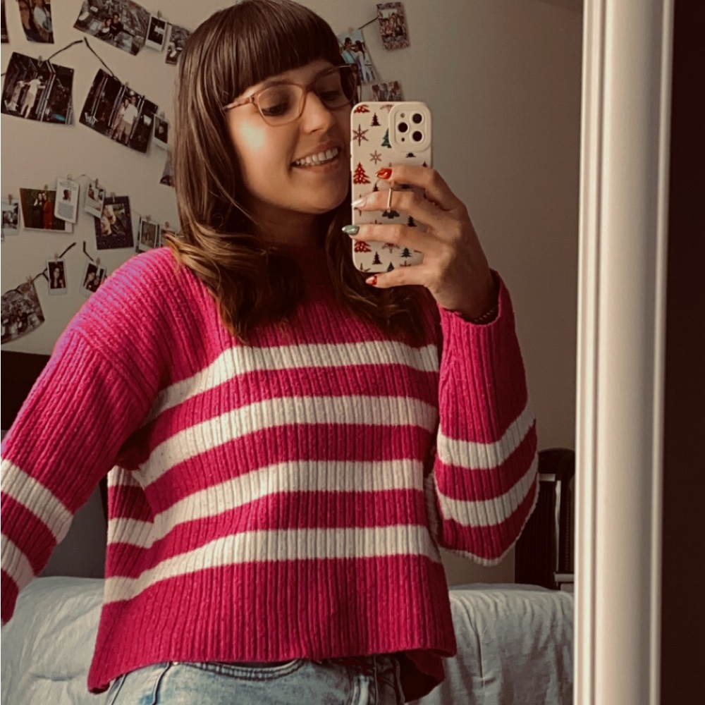 Meet your Posher, Simona